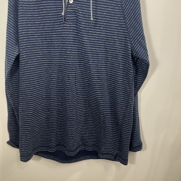 Tommy Bahama Men’s Stinson Stripe Hoodie color is ocean deep. Size medium. NWT. - Picture 3 of 11